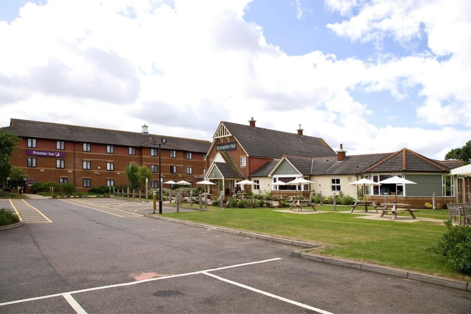 Premier Inn Huntingdon (A1/A14)