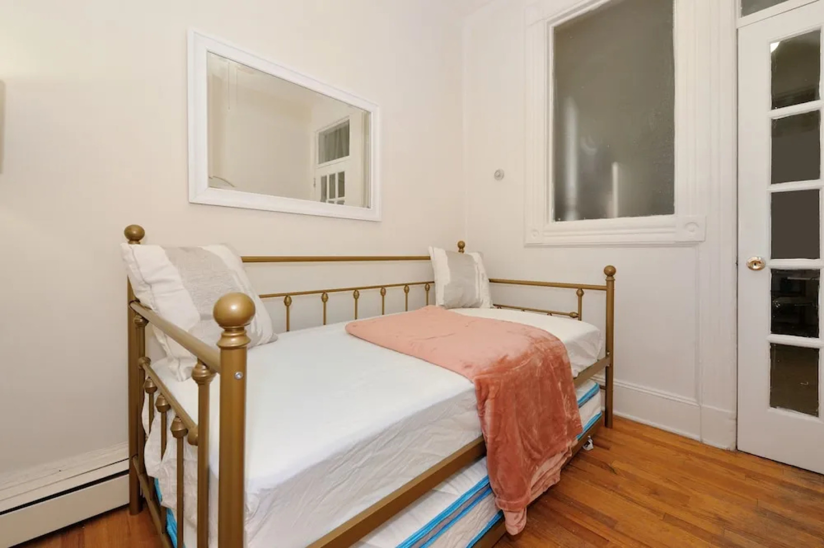 Jersey, Hoboken 113 Fourteenth St 1 Bedroom Apts