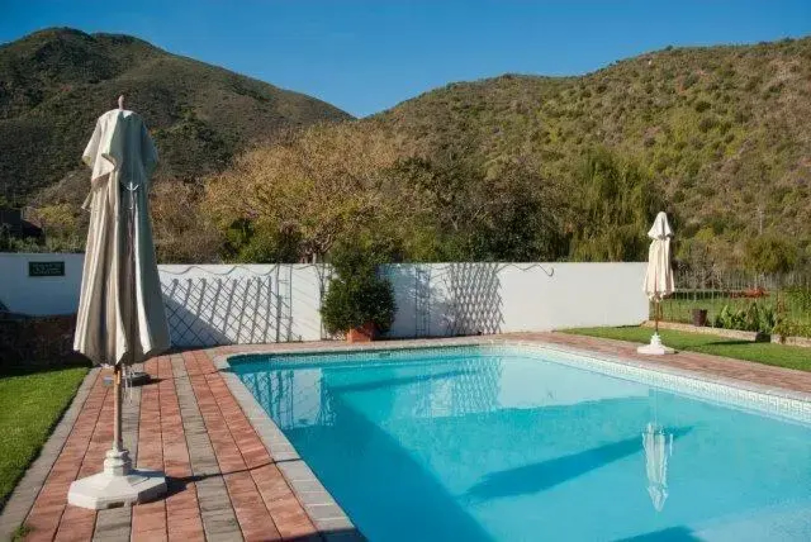 Cango Accommodation Units