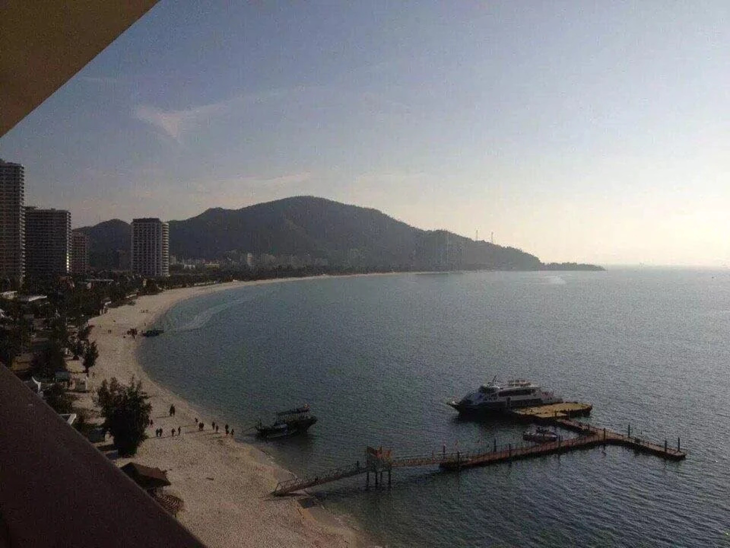 Mangrove Holiday Inn