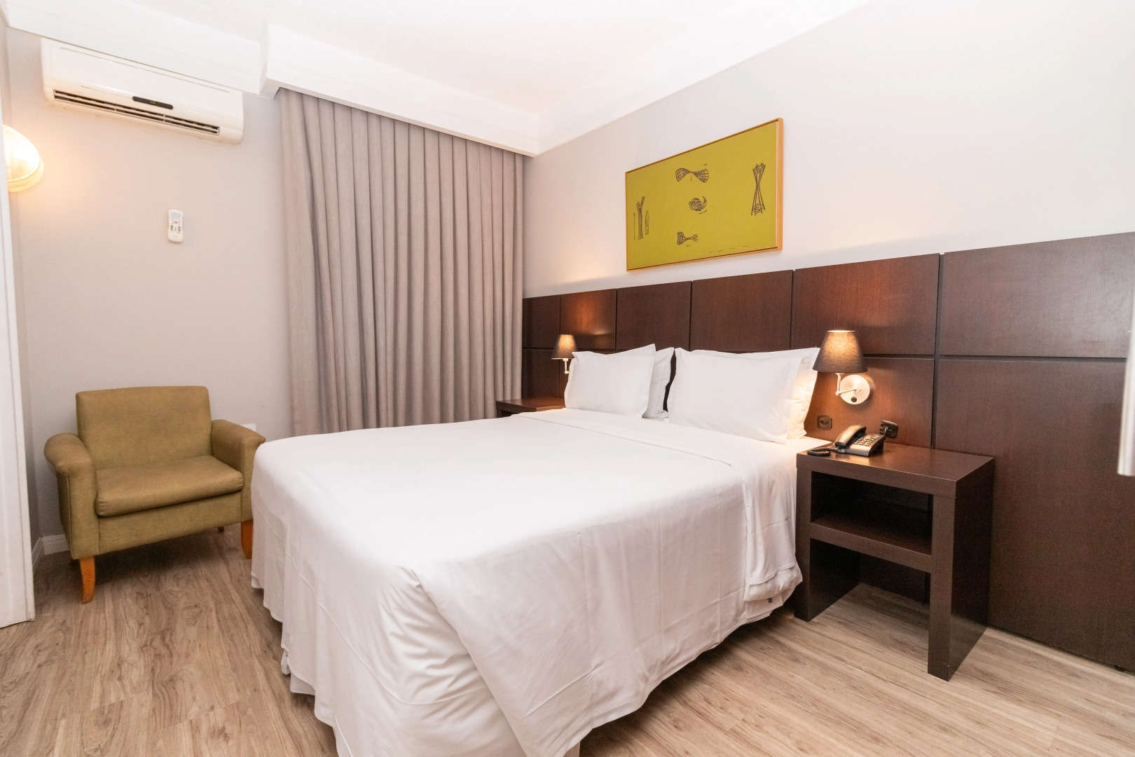 SLAVIERO Curitiba Shopping