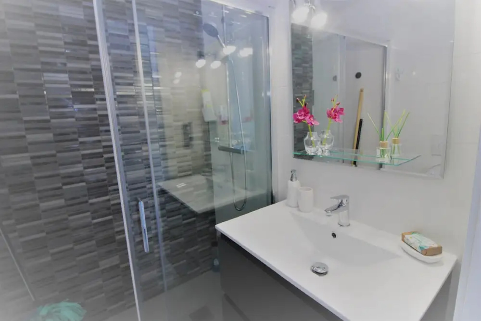 Cozy Penthouse Apartment Lamar II 218