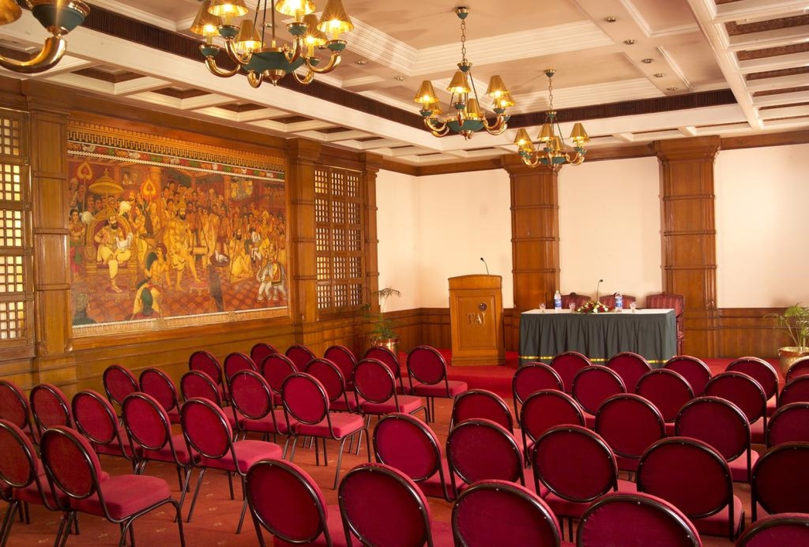 Vivanta Ernakulam, Marine Drive