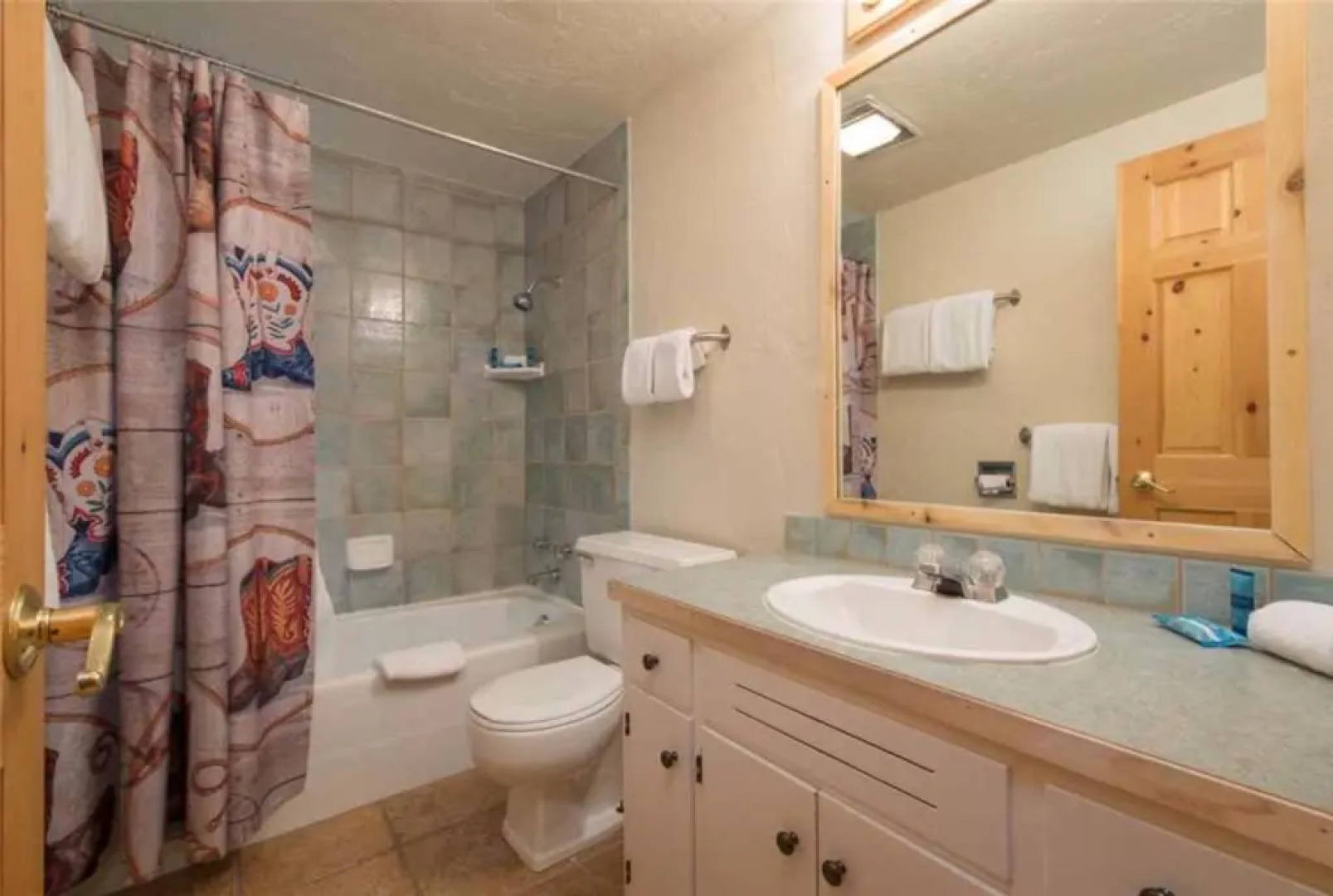 JHRL - Four Seasons II #3 - Perfect mountain getaway