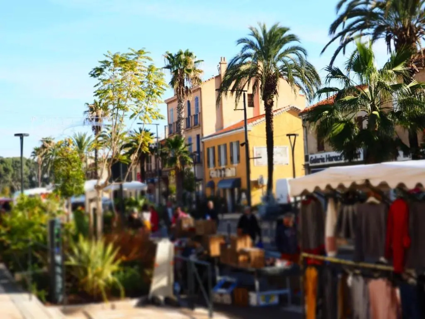 La Londe La Mer : appartement proche plages & vue superbe sur les îles d'or