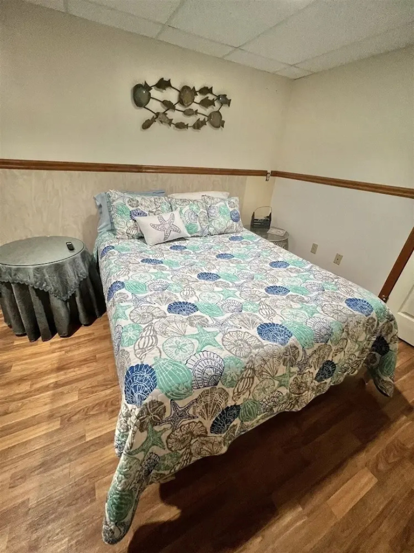 Sebago Escape Limit 12 5 Bedroom Home by RedAwning