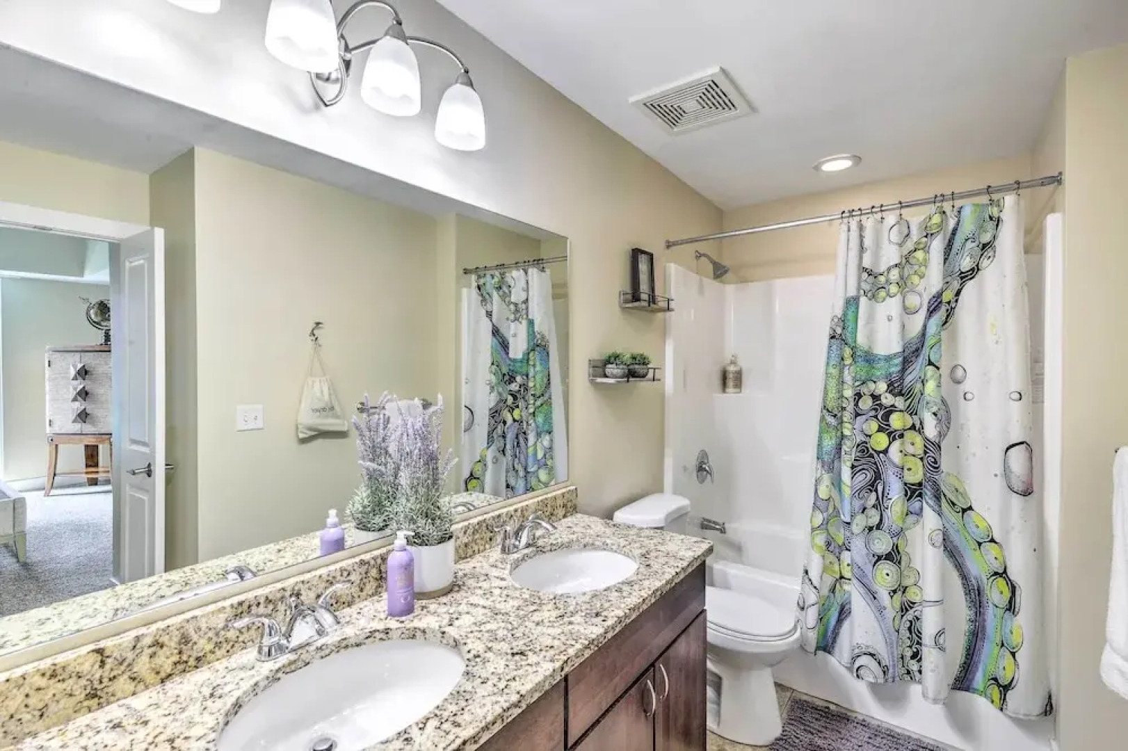 Grand Haven Condo w/ Patio < 1 Mi to Downtown