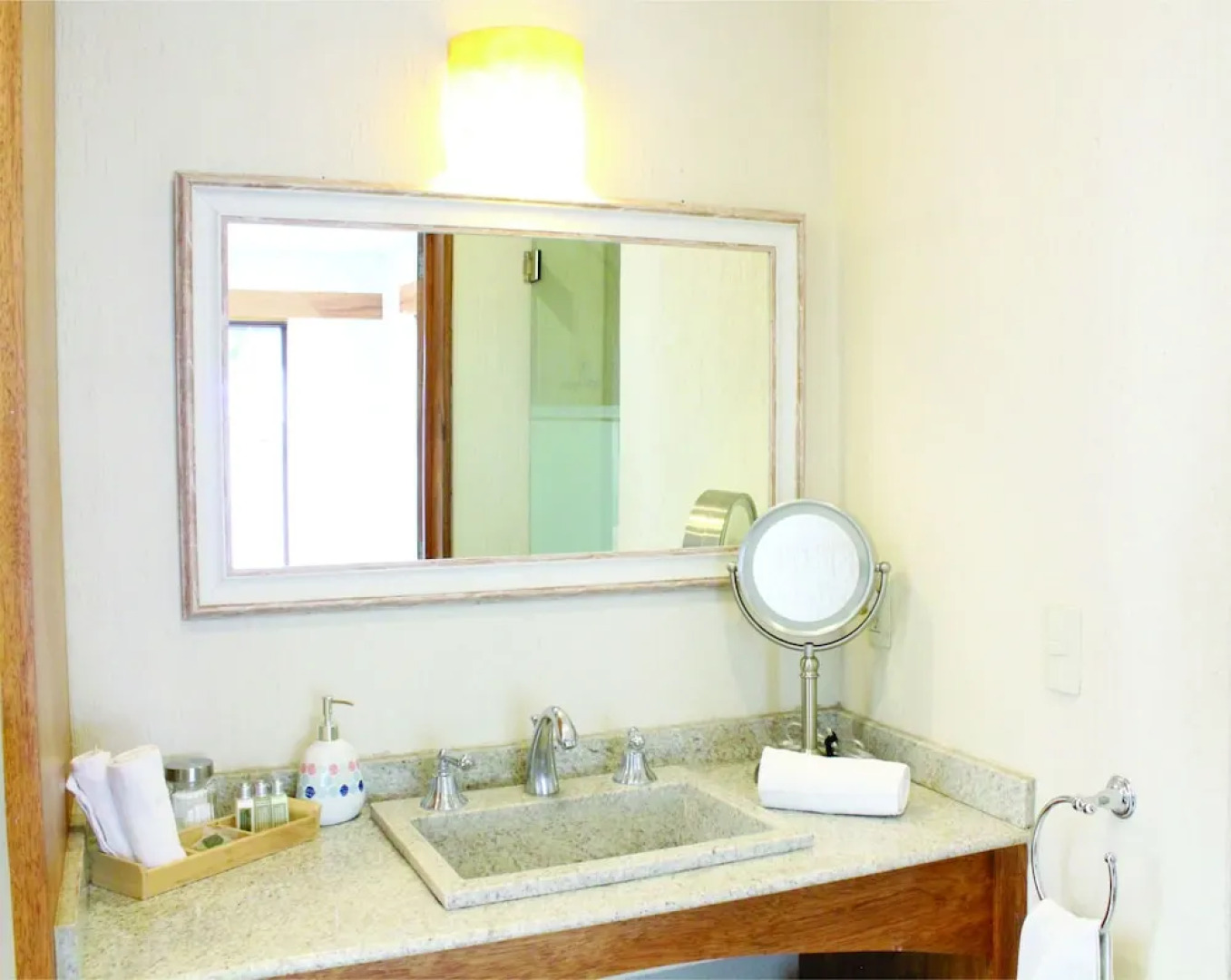 Hotel Lindo Ajijic B&B