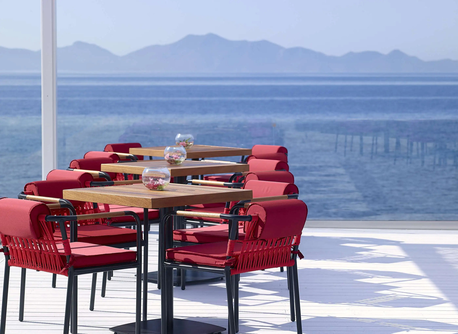 Dimitra Beach Hotel & Suites