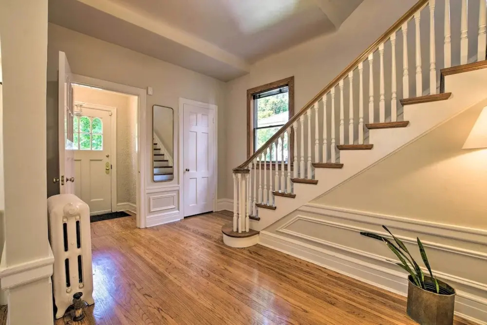 Classic Oak Park Home, 11 Mi to Downtown Chicago!