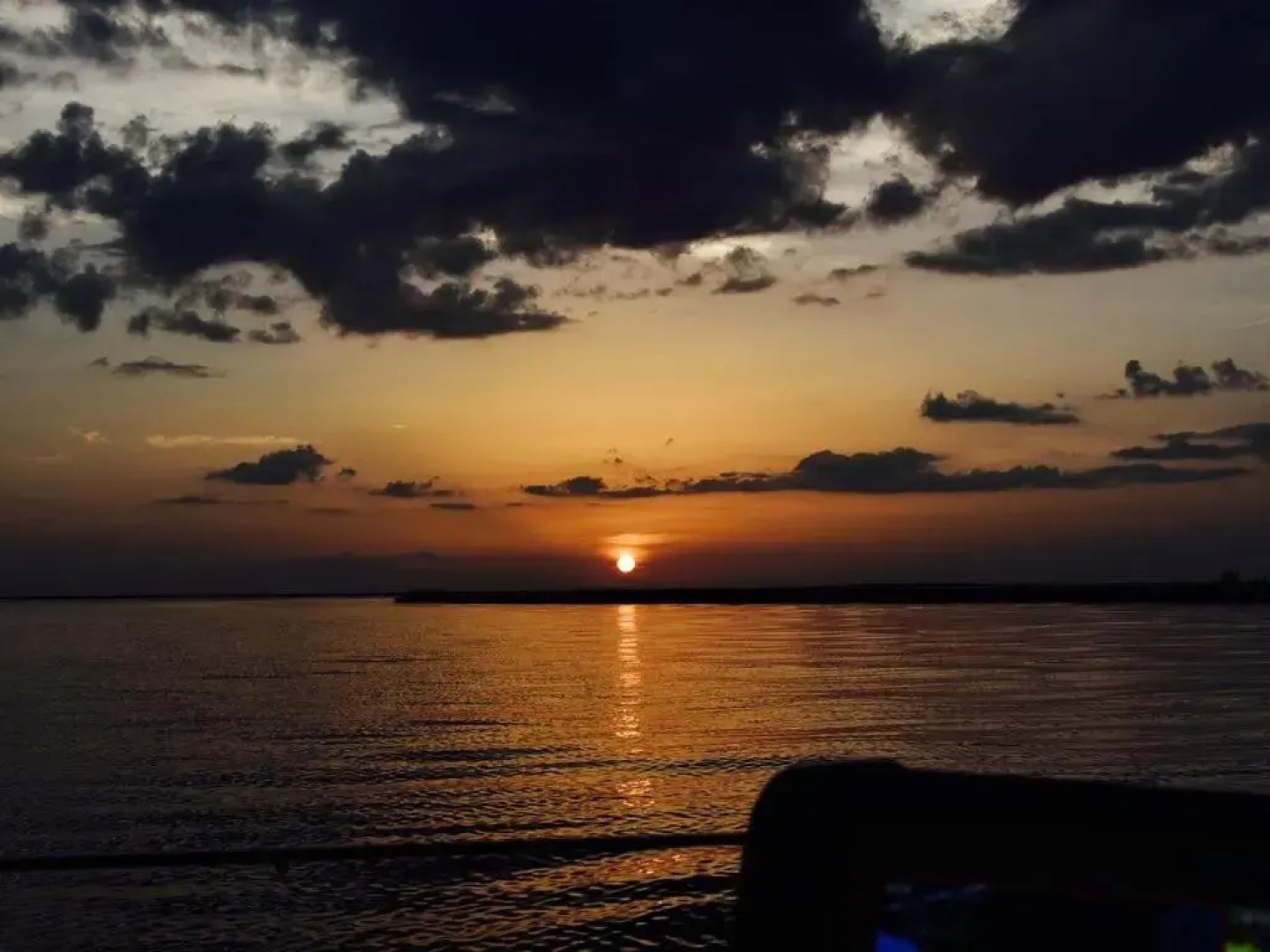 Bass & Sun Condominium 2/2 Bedroom