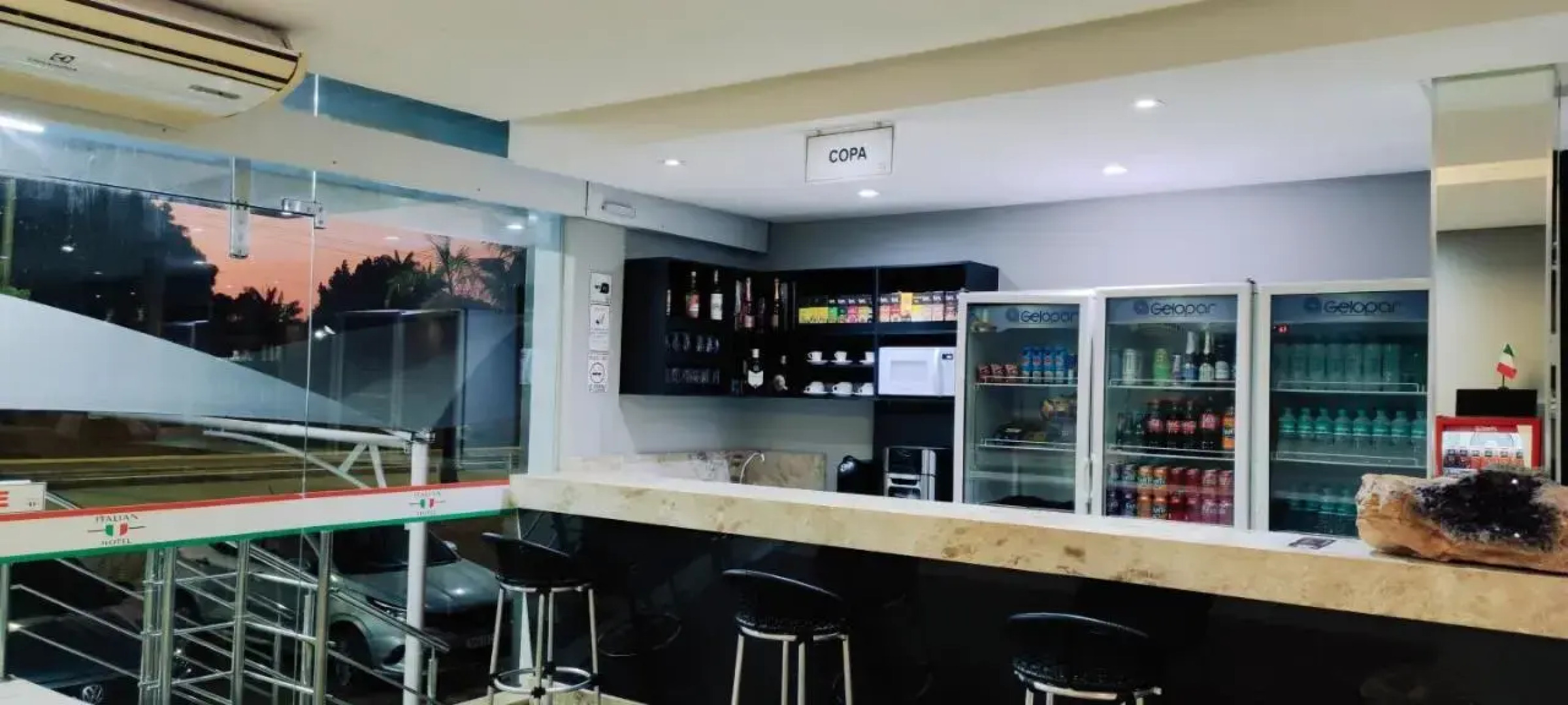 Italian Palace Hotel