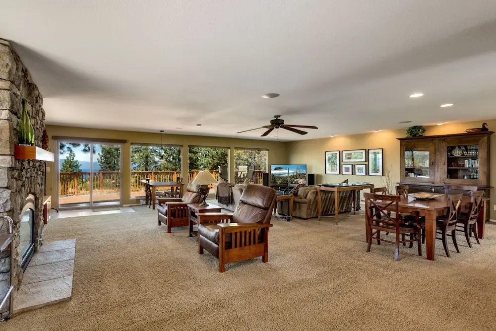 Tudor Lodge 4 Bedroom Home