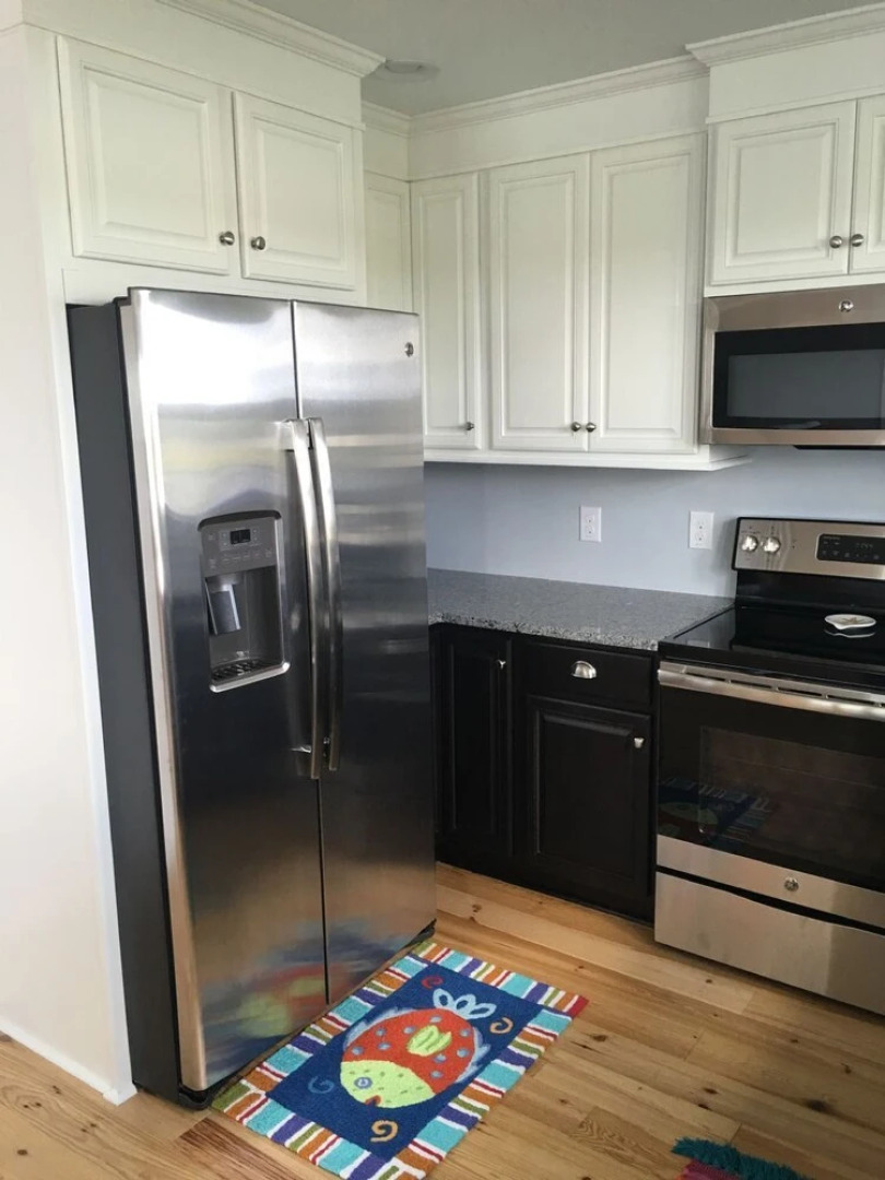 Best Day Ever 4 Bedroom Home by RedAwning