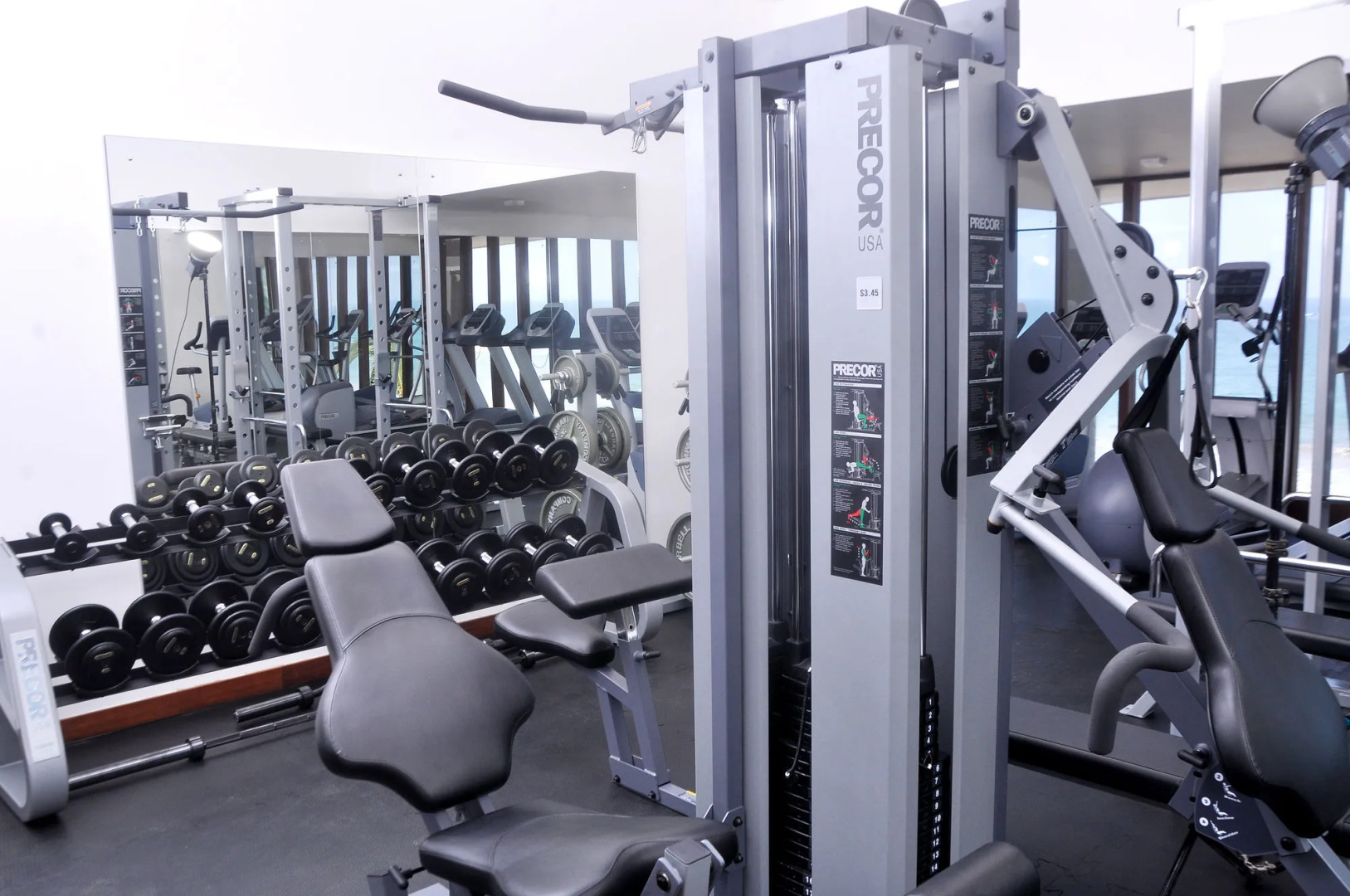 Курортный отель Pandanus Beach Resort & Spa