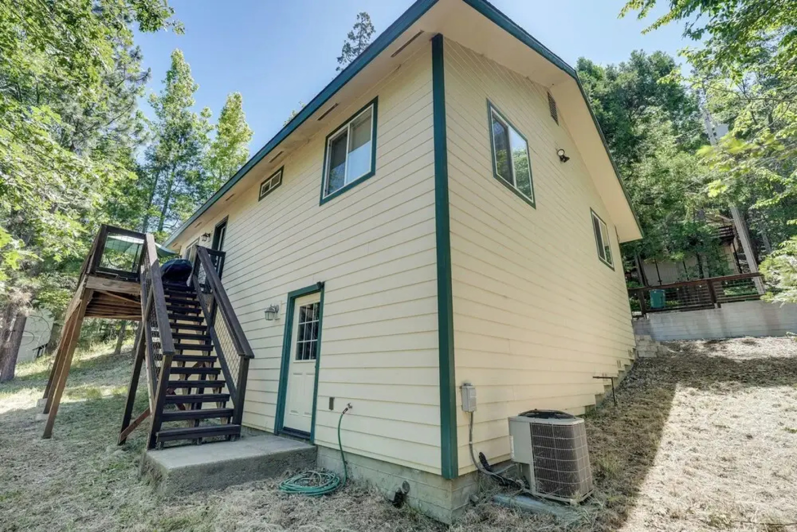 Walk to Dtwn: Charming Family Cabin in Twain Harte