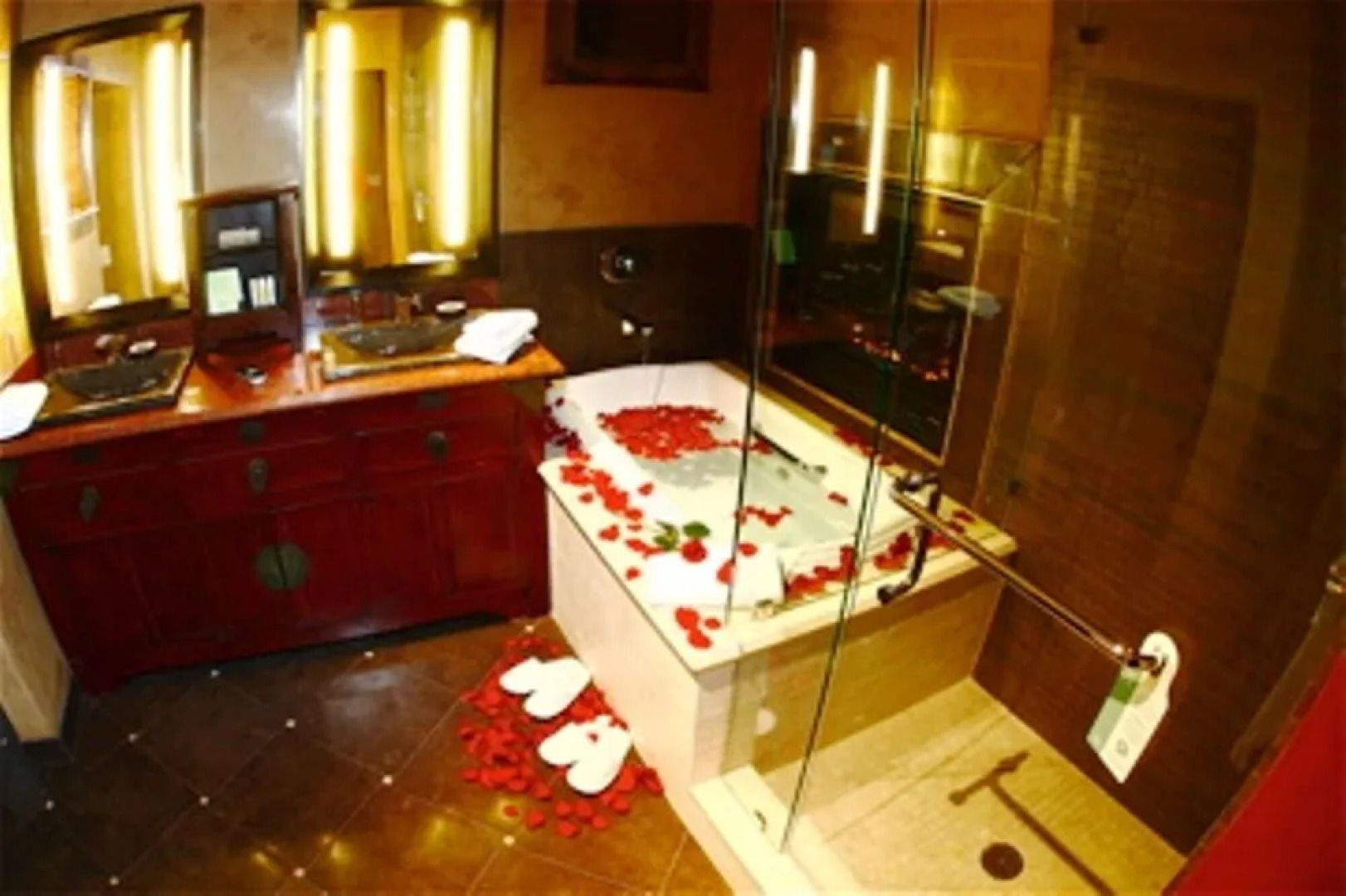 Border House at Crystal Bay Casino