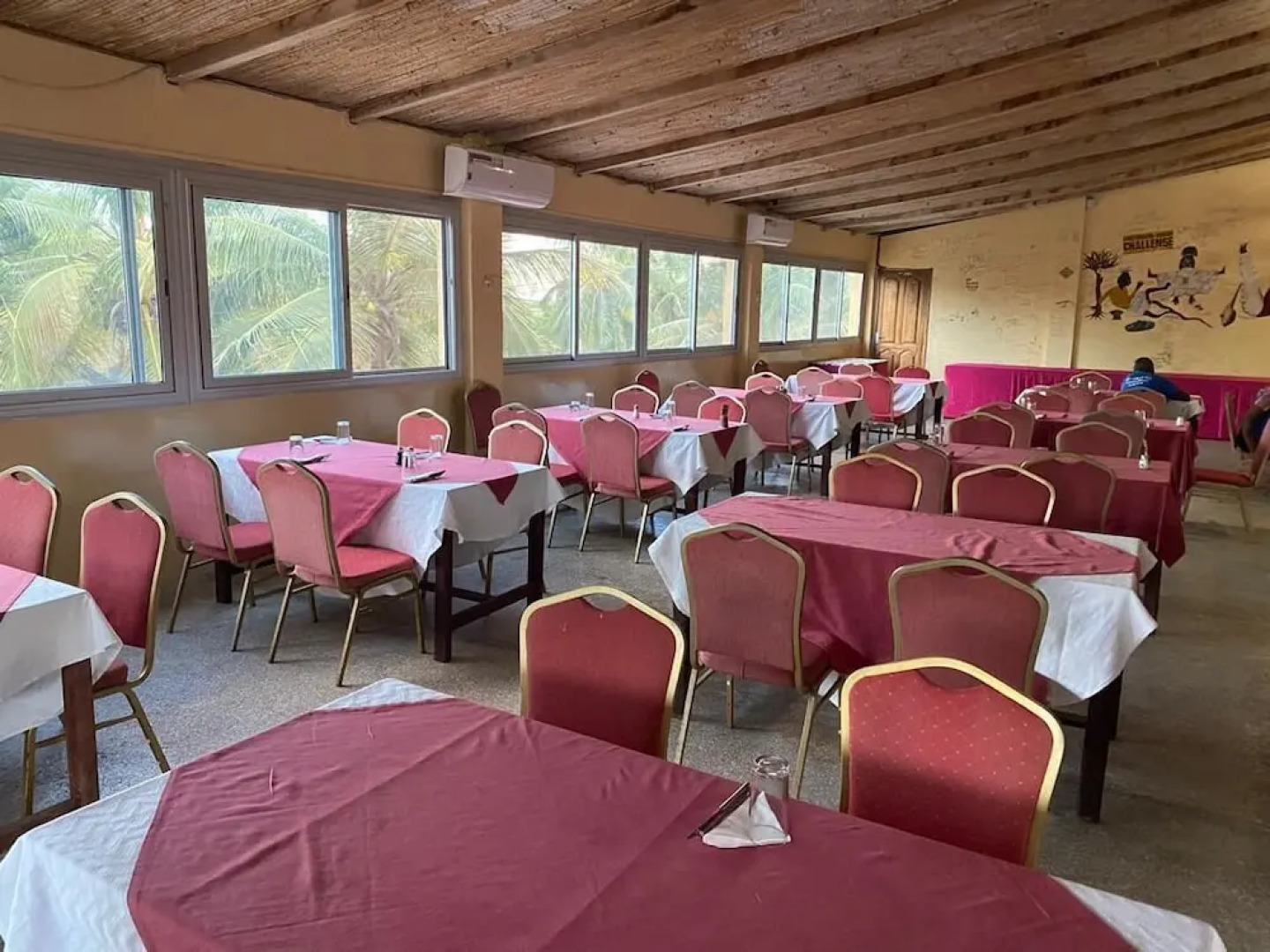 Hotel & Campement du Lac Rose