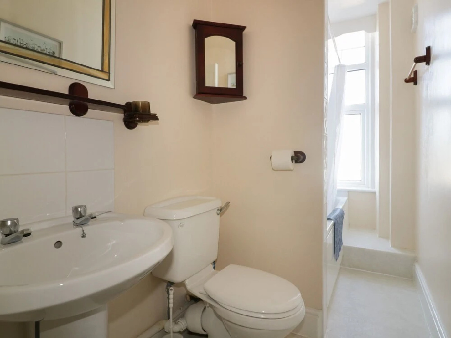 Yellow Sands Apartment 4