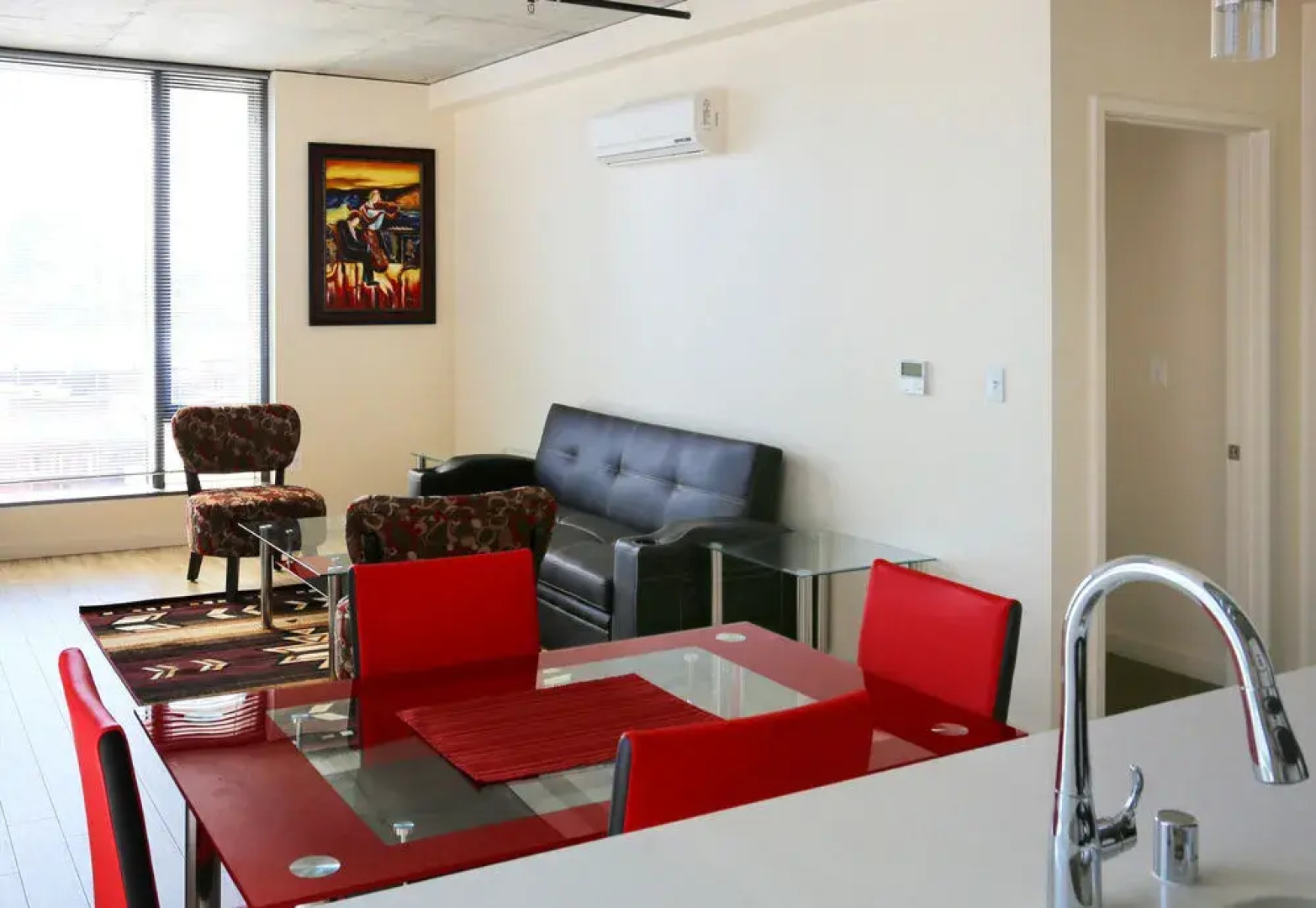 Ginosi Seattle Apartel