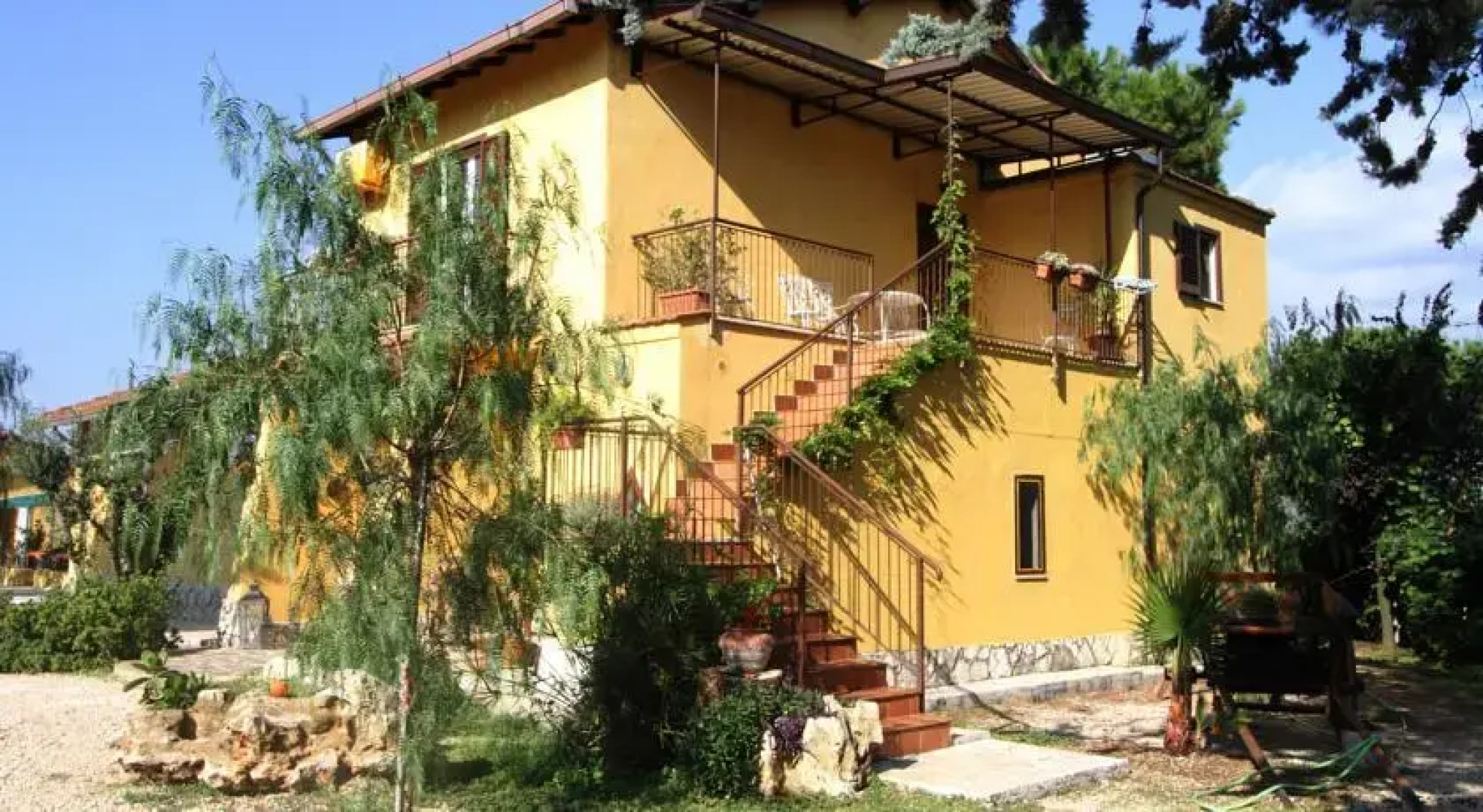 Agriturismo Ali E Radici