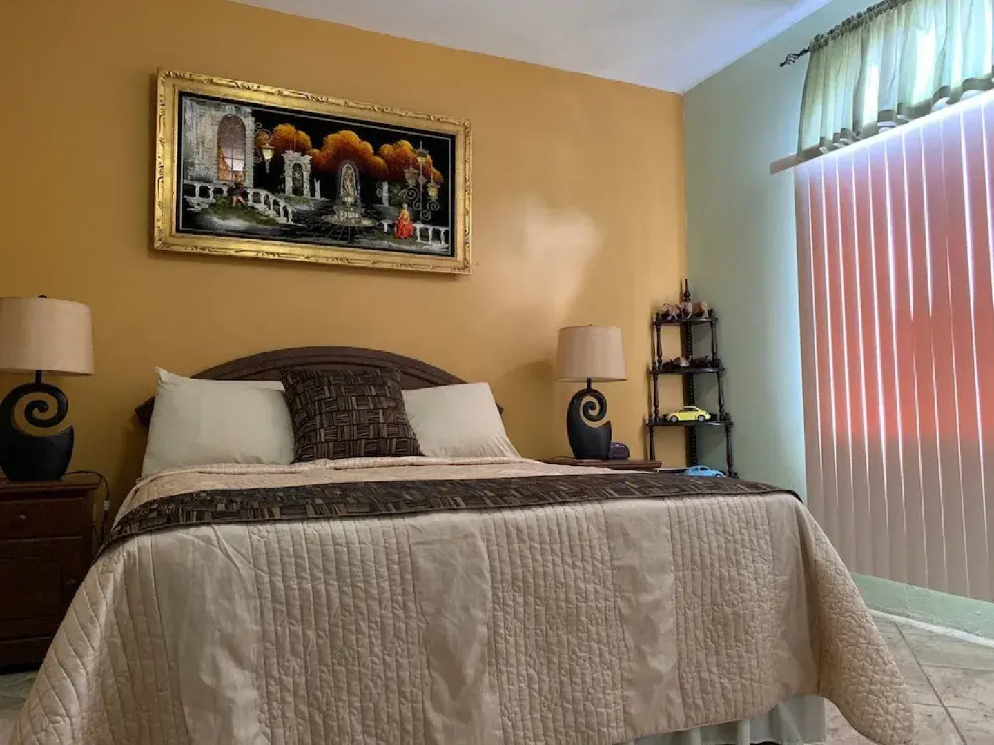 Carolyn's View Guest House