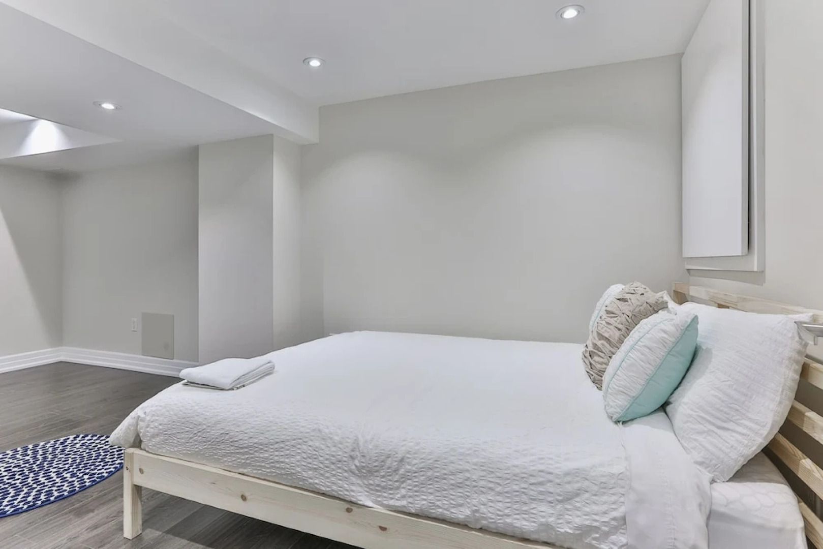 QuickStay - Stunning 4bdrm House in Vaughan