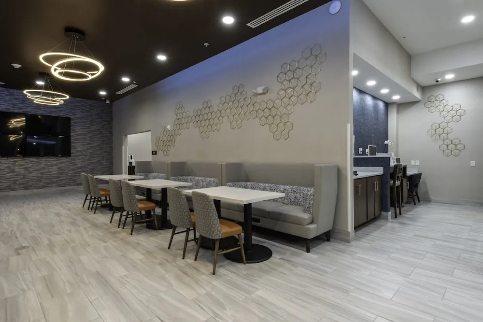 Comfort Suites Greenville Airport