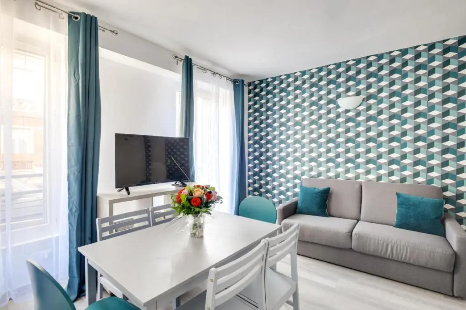 801-Suite Luxury, APT Terrace, Door of Paris- PRM