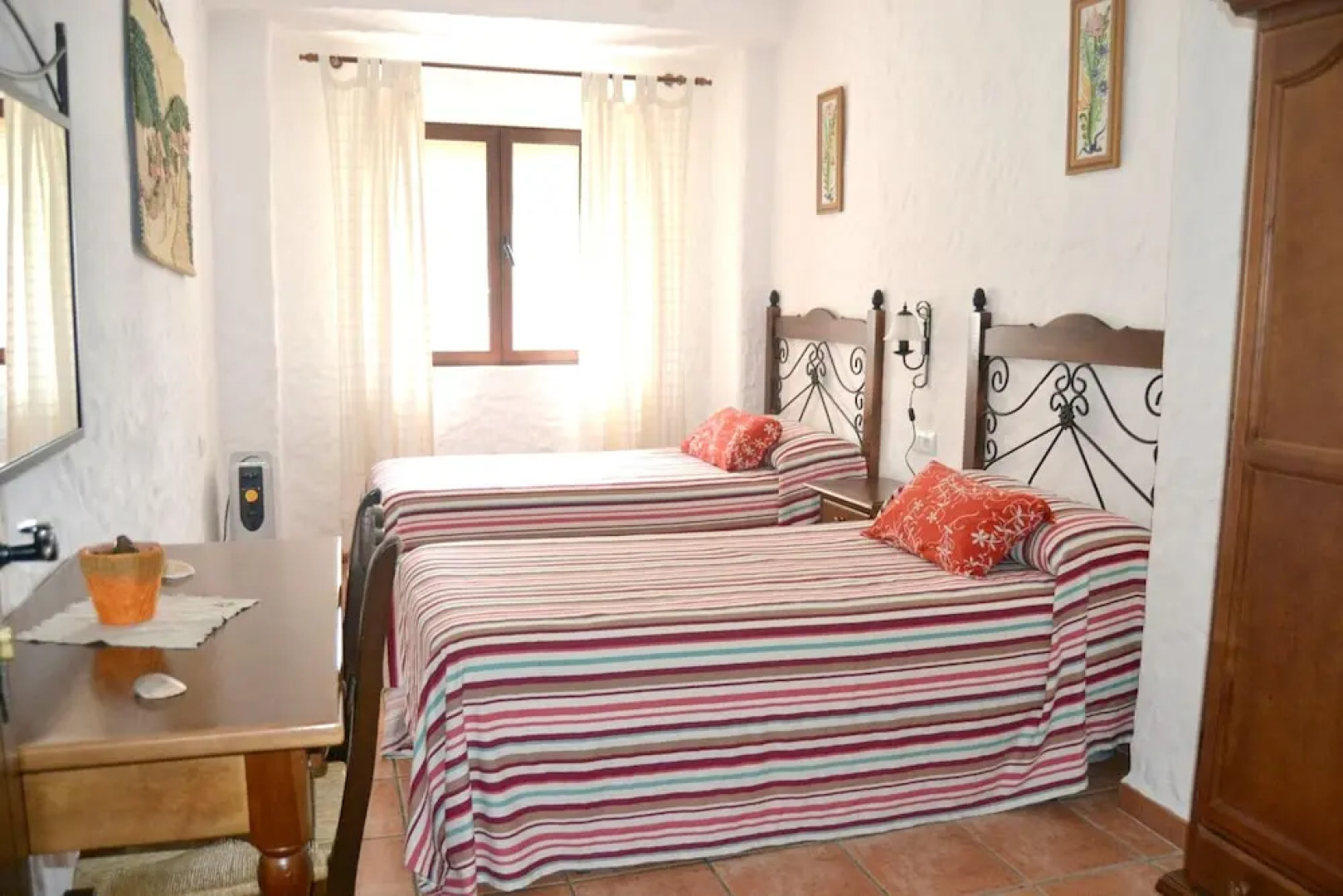 House With 4 Bedrooms in El Bosque, With Wonderful Mountain View and Wifi