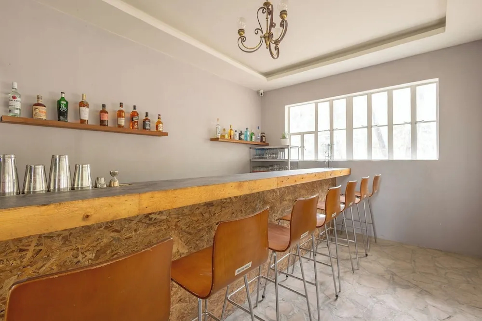 Mosaic Liwliwa Hotel Near Beach