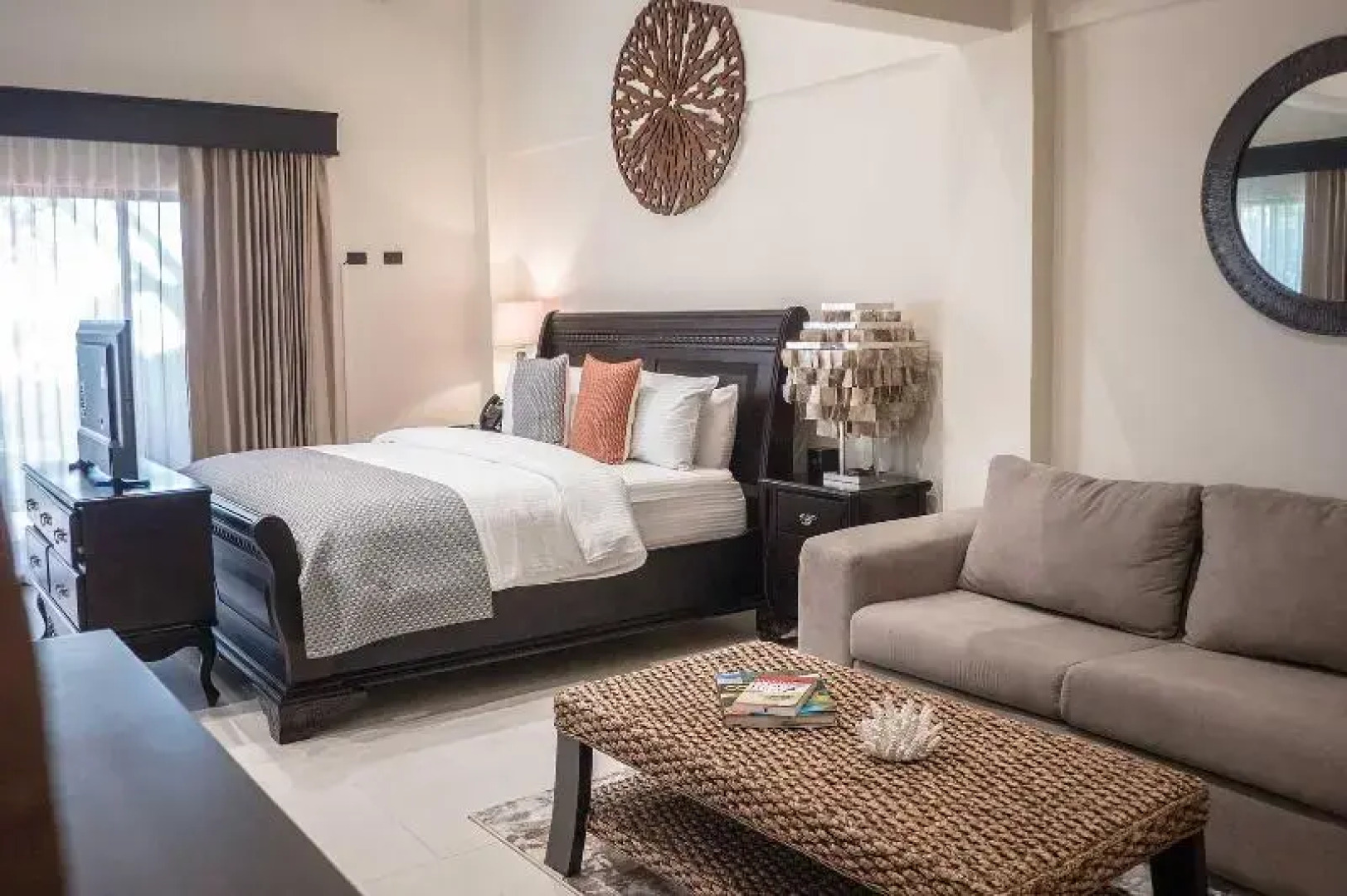 Sunset Del Mar Resort