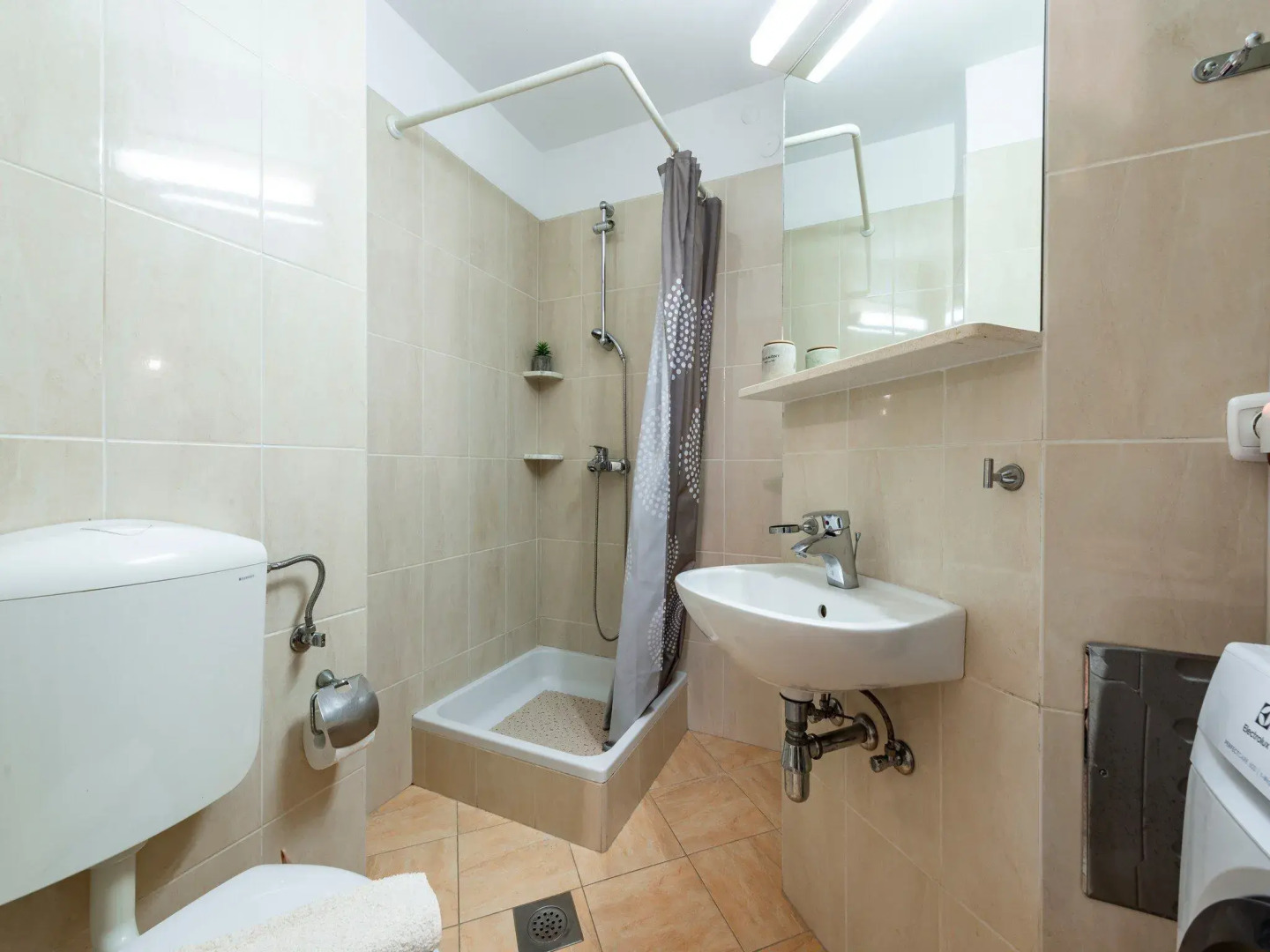 Green Terrace Apartment I