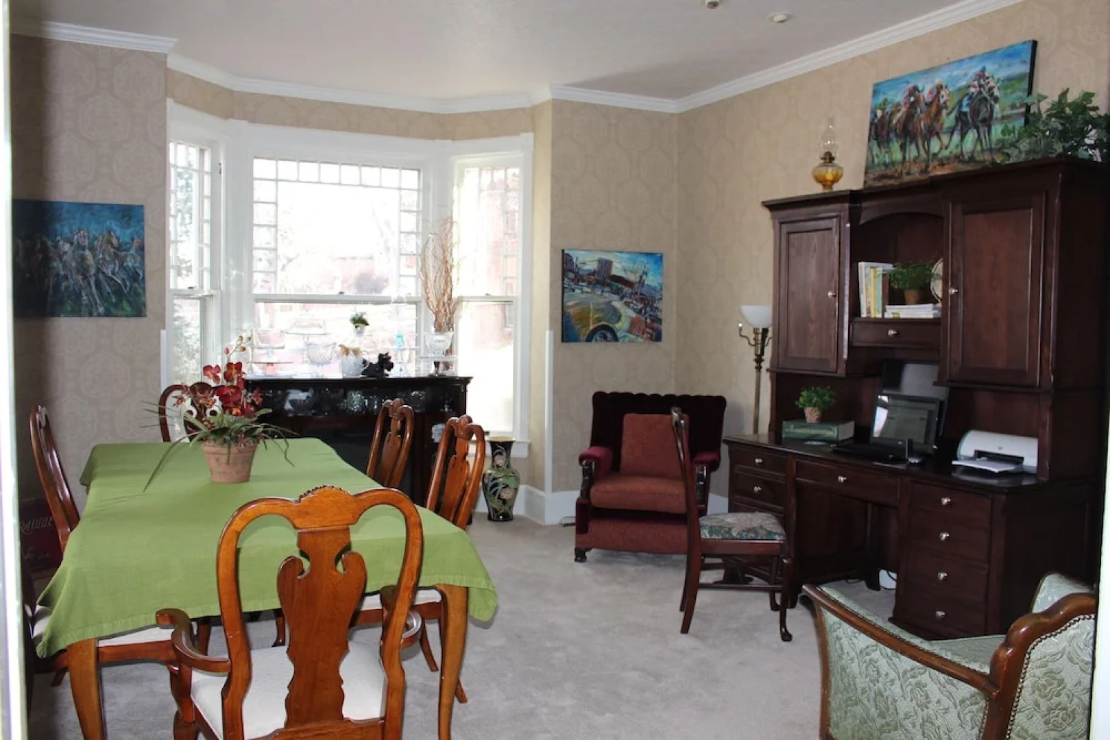 Avenue Hotel Bed and Breakfast