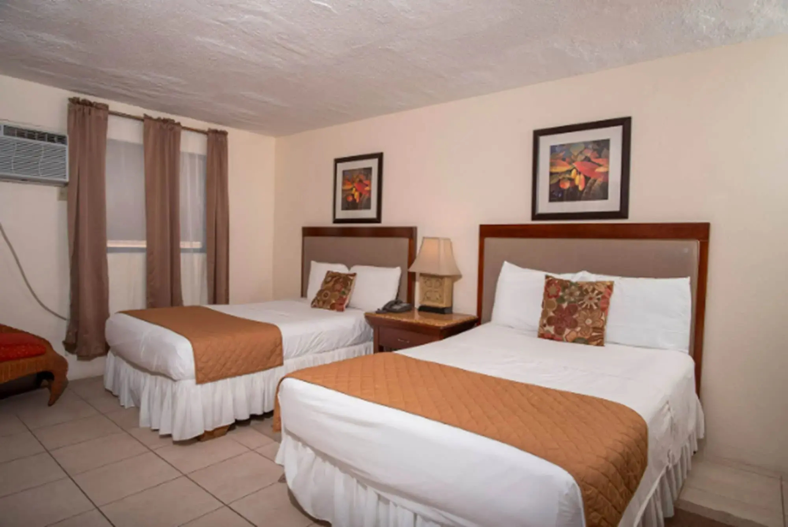 Bunker Hill Hotel