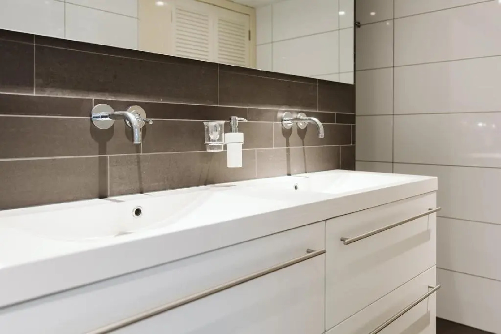 West Nieuwlandseweg 25A - Ouddorp - with Pool - NOT FOR COMPANIES