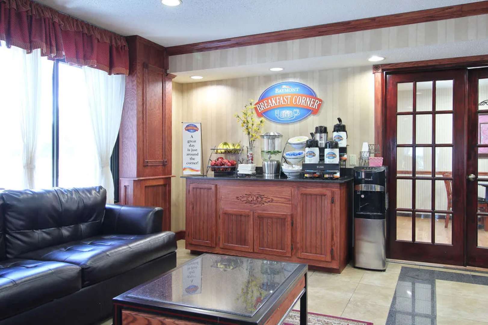 Baymont Inn & Suites Muskegon