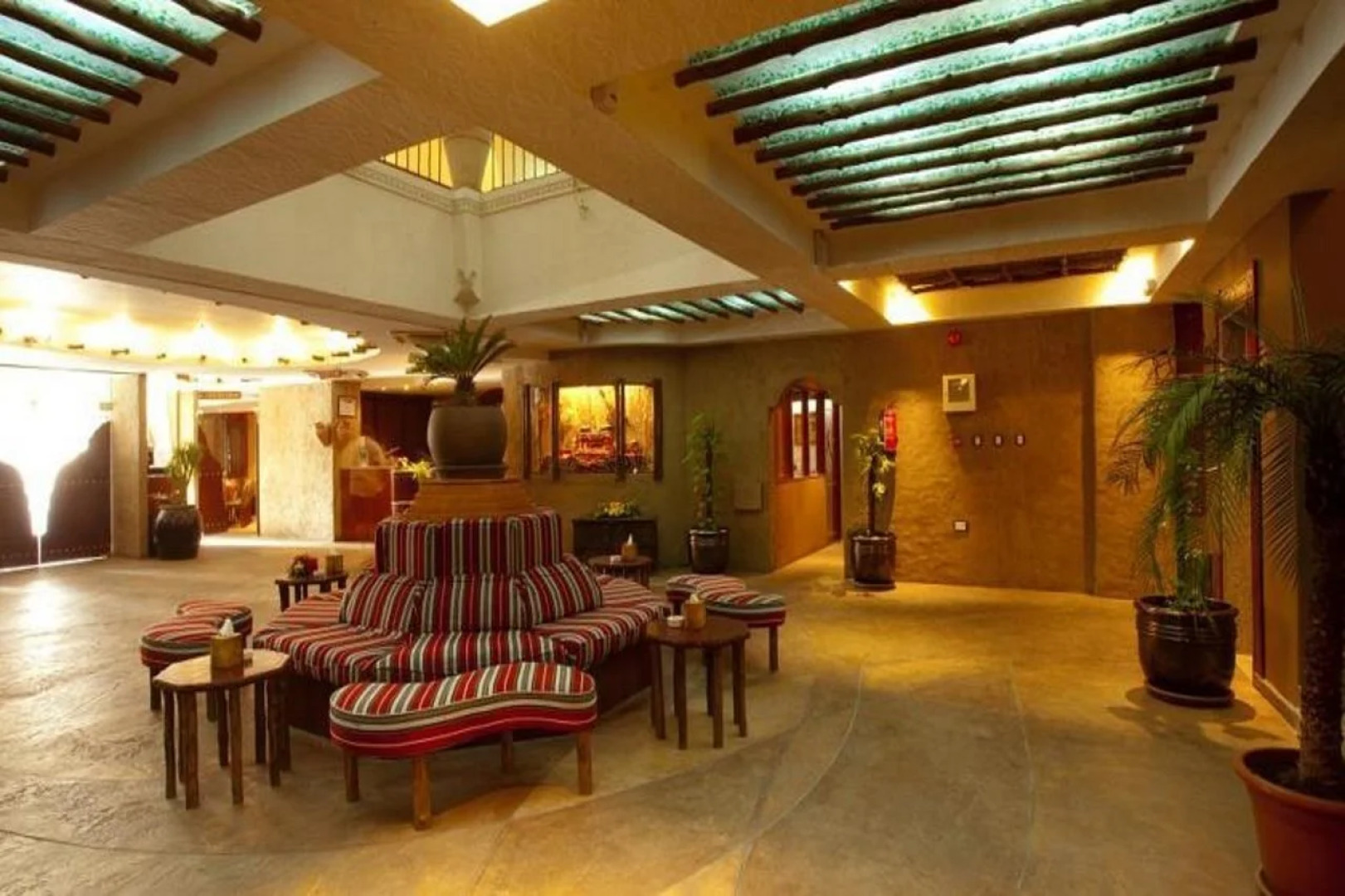 Al Liwan Suites