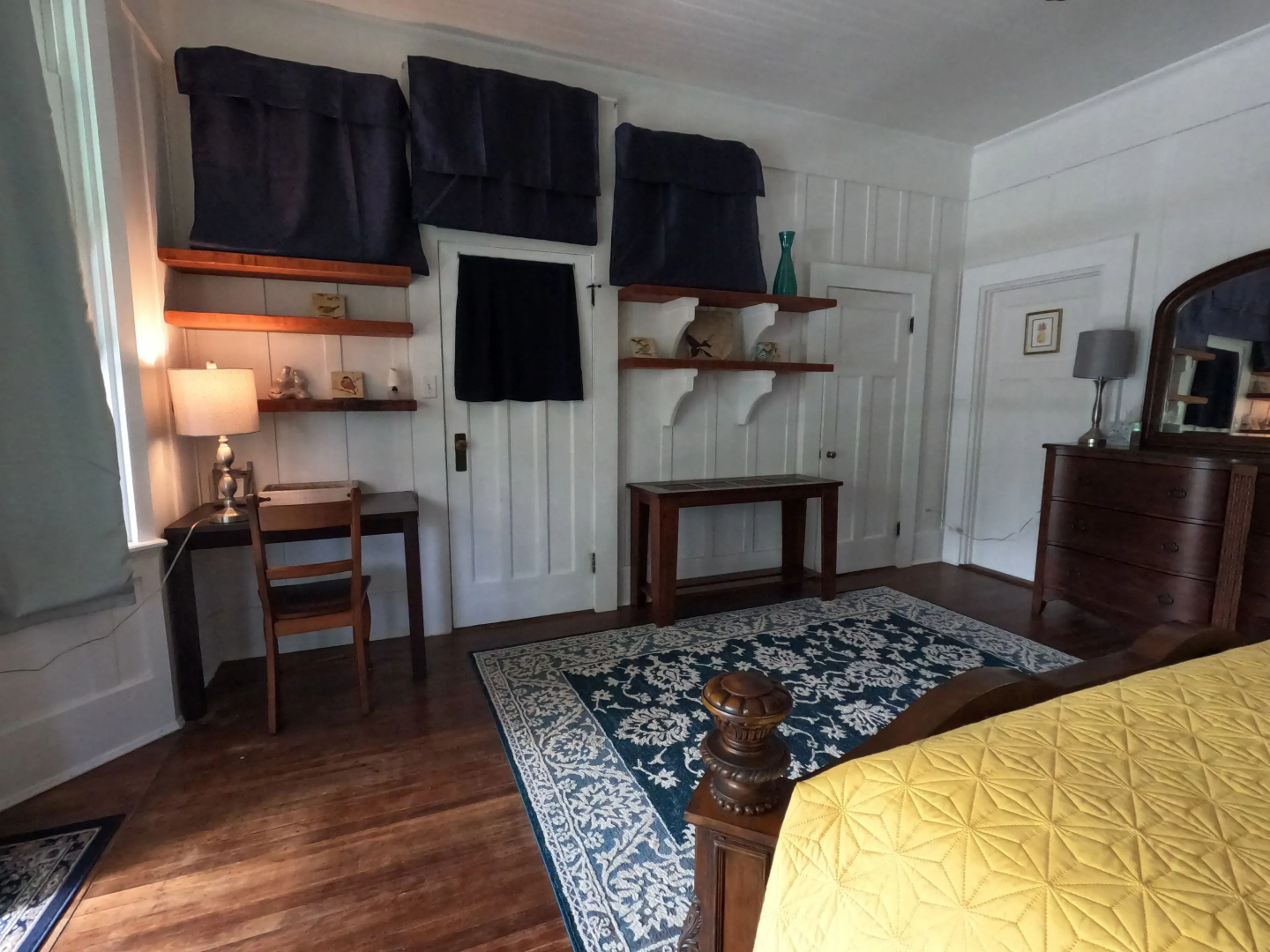 Hilo Bay Oceanfront B&B