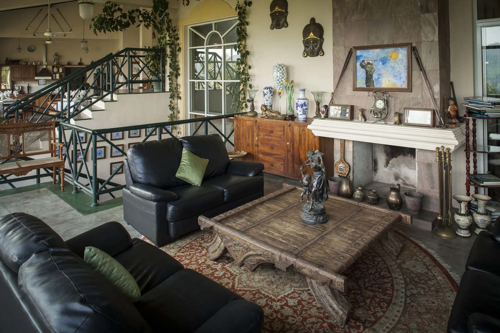 The Albatross, Kandy