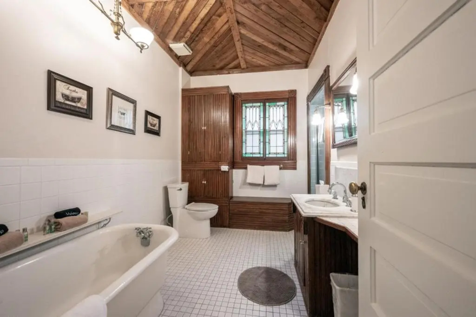 Stone Soup Inn