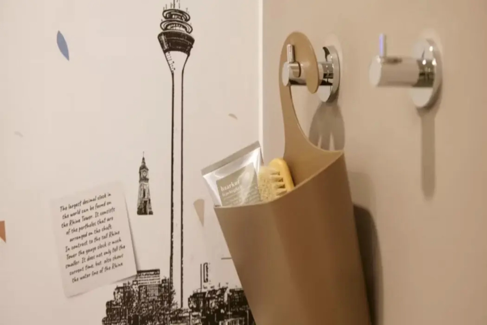 Holiday Inn - the niu, Hub Dusseldorf Messe by IHG