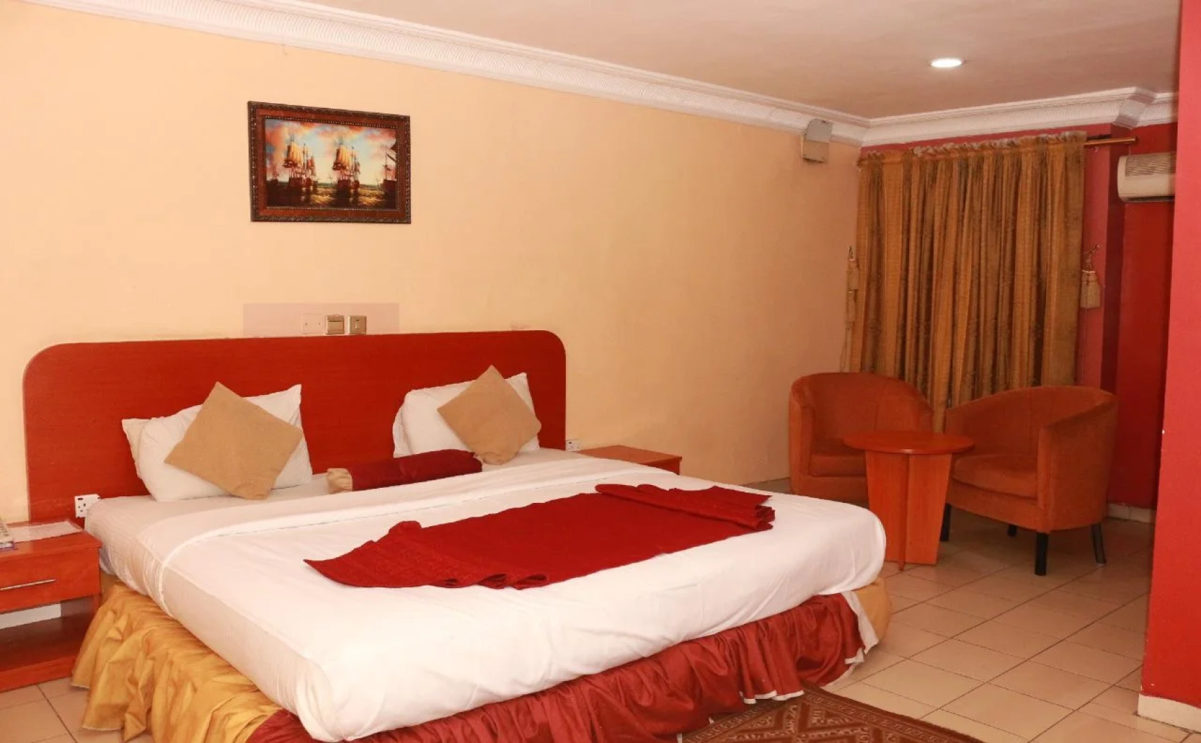 Randolph Hotel & Resort