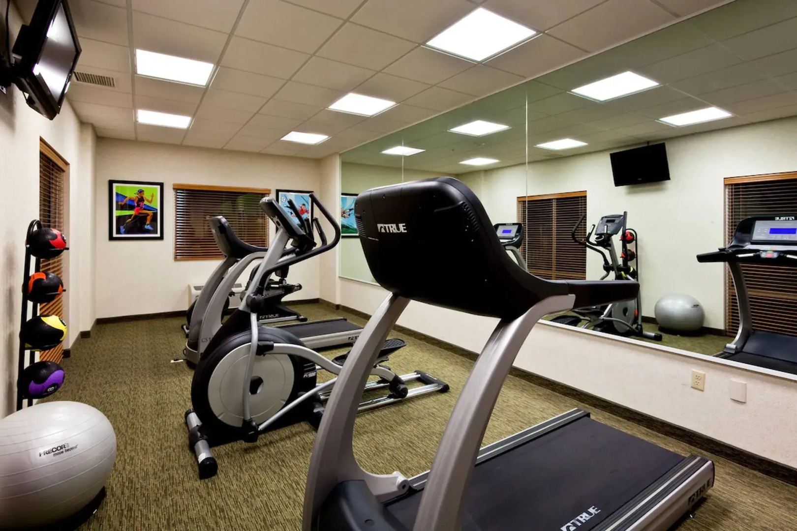 Holiday Inn Express And Suites Monterrey Aeropuerto