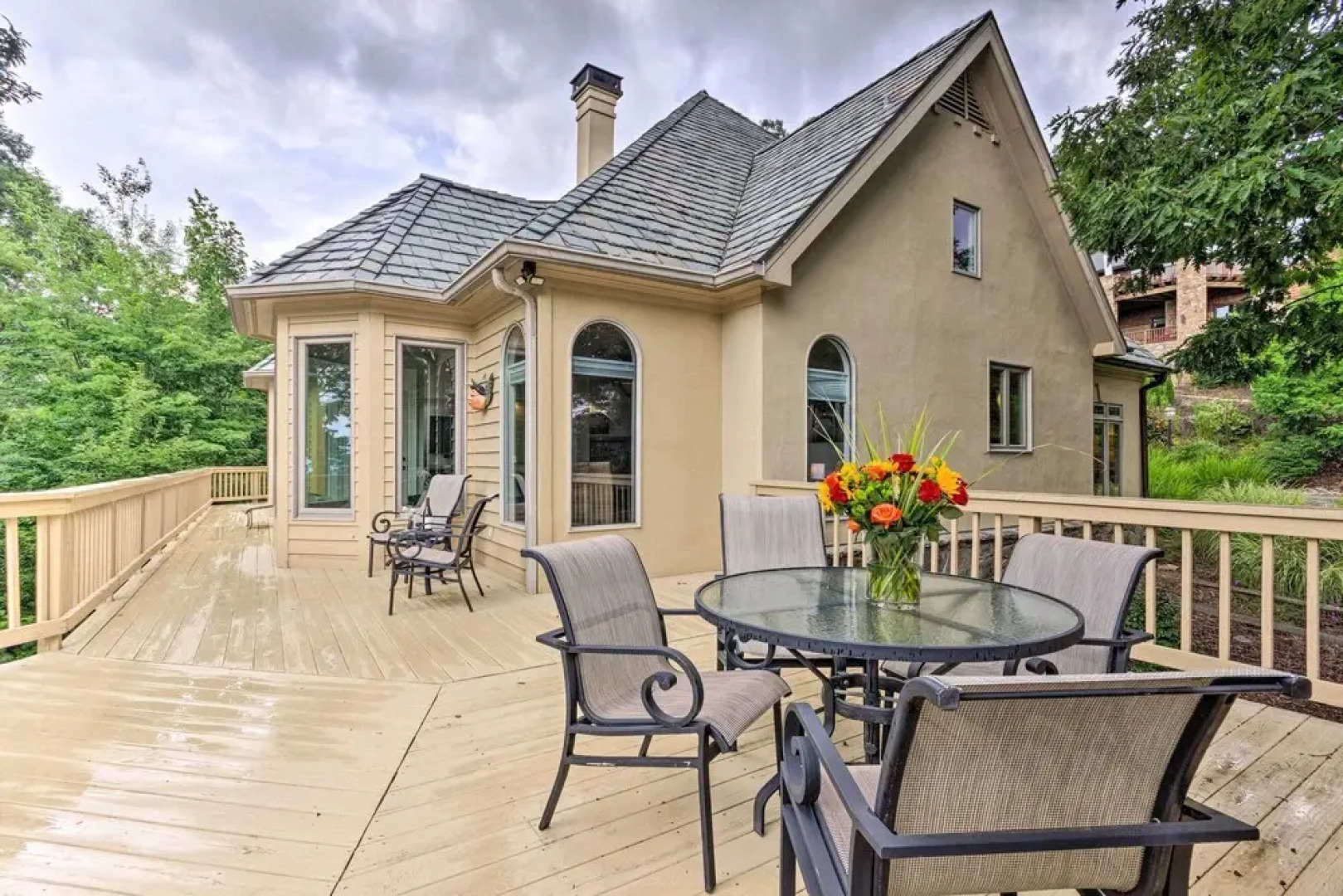 Spacious Elk Mountain Sanctuary w/ Deck & Views!