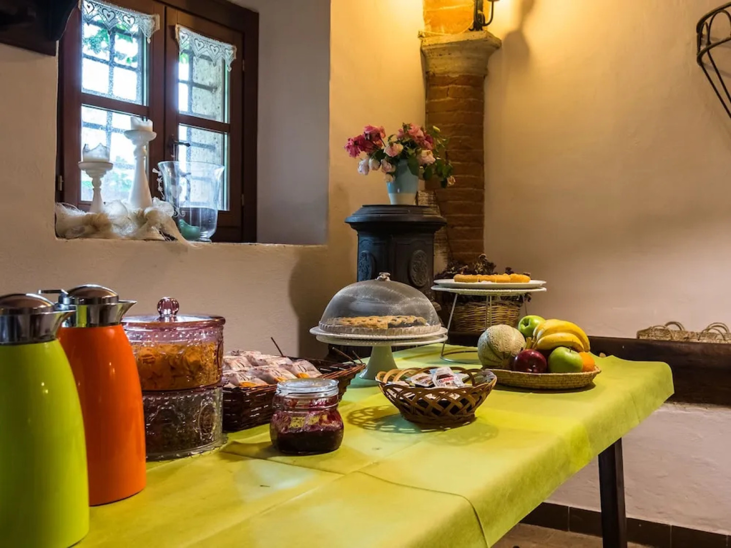 Modern Farmhouse in Rapolano Terme With Swimming Pool