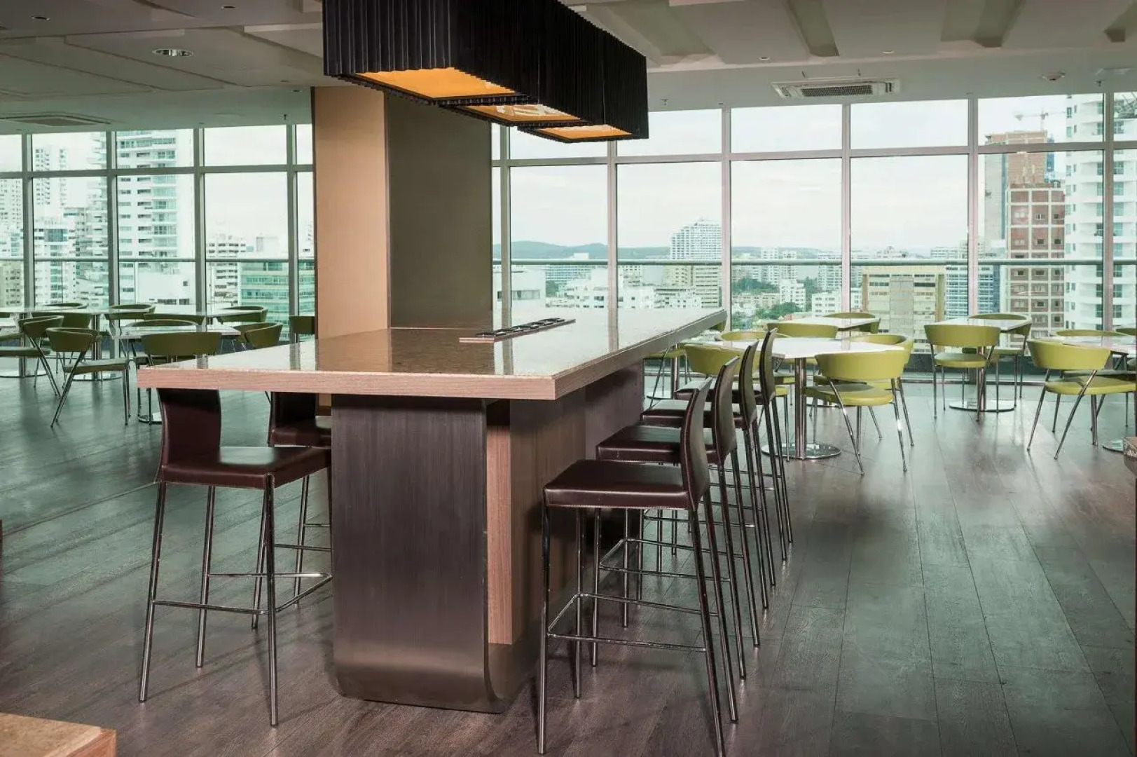 Hampton By Hilton Cartagena