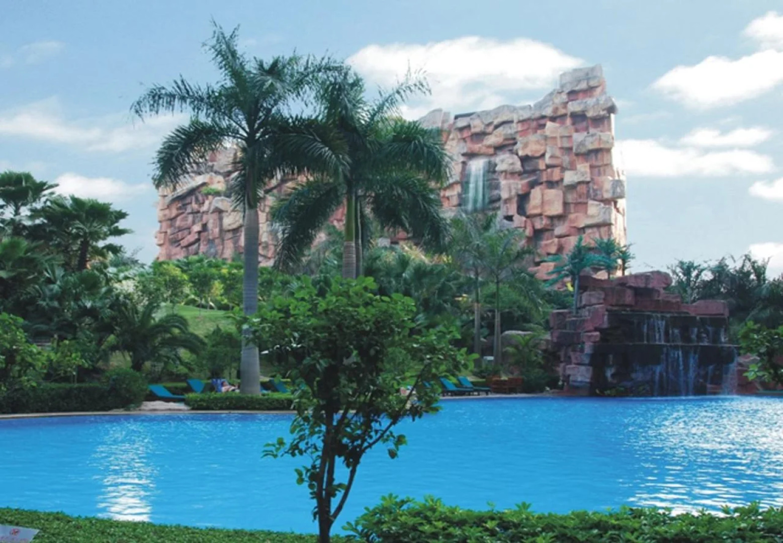 Dongguan OYC Crown Prince Hotel