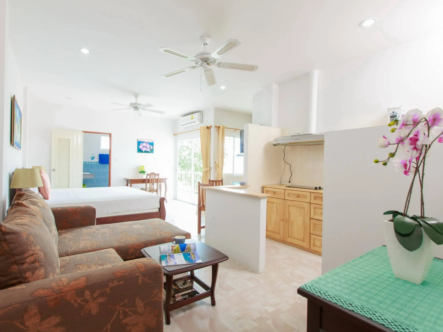 Отель SR Sea View Apartments