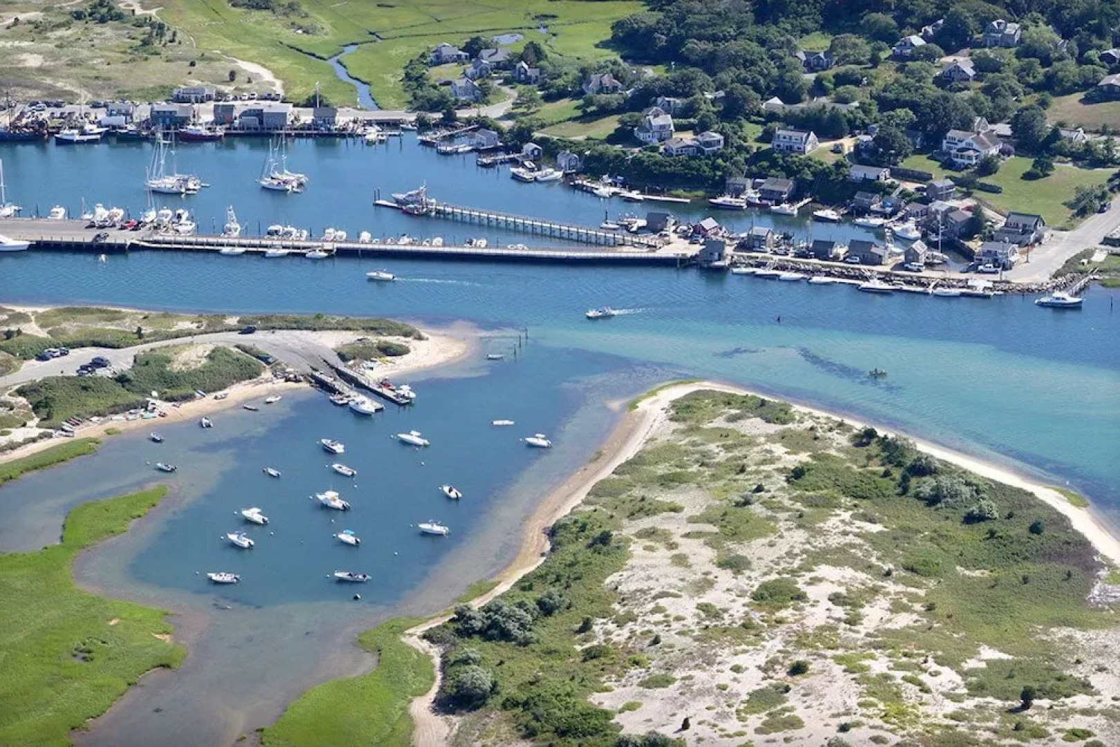 Menemsha Inn & Cottages